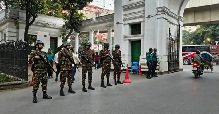 কঠোর নিরাপত্তা বলয়ে ট্রাইব্যুনাল